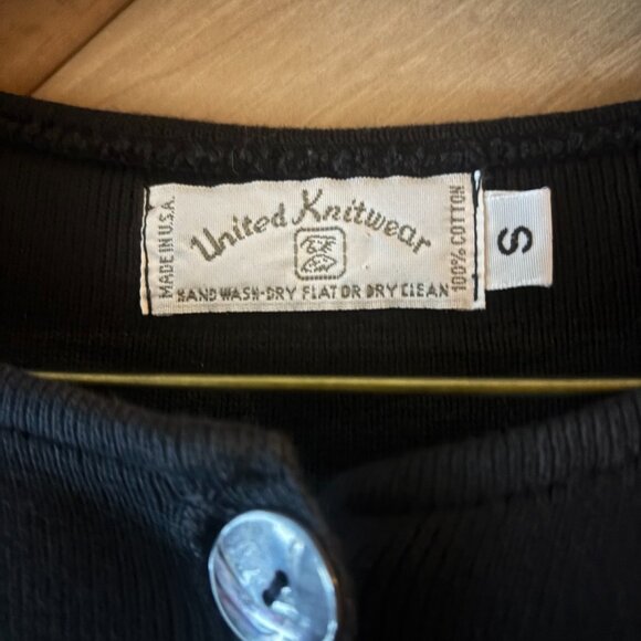 Long Black United Knitwear Cardigan Sweater size Small - Picture 3 of 7